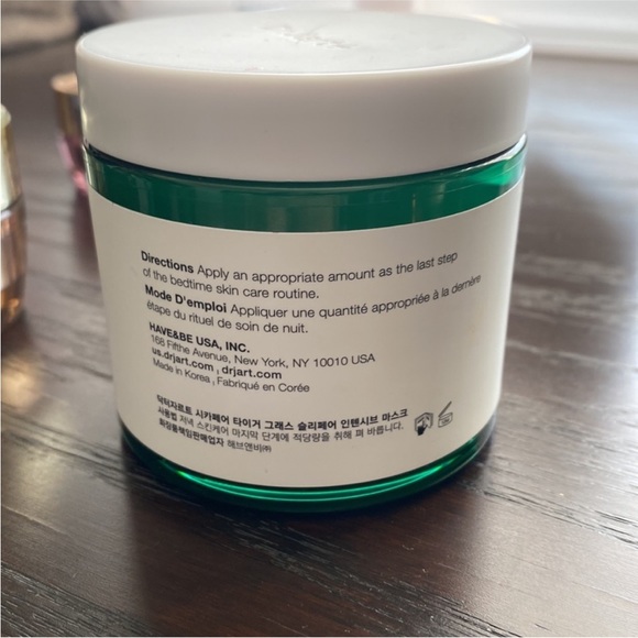 Dr. Jart Cicapair Tiger Grass Sleepair
Intensive Mask - Picture 2 of 2